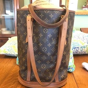 largest LOUIS VUITTON BUCKET BAG